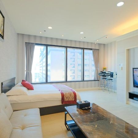 85 Season Apartment Kaohsiung Luaran gambar