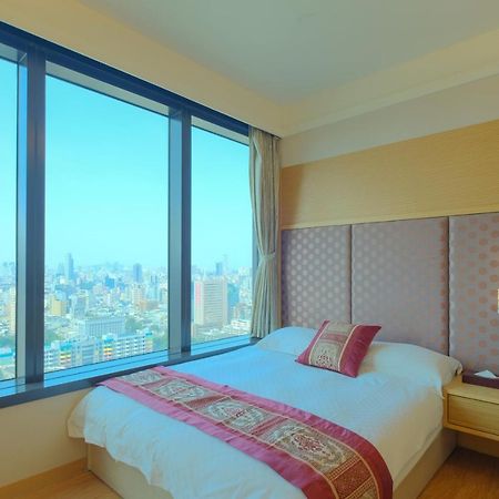 85 Season Apartment Kaohsiung Luaran gambar