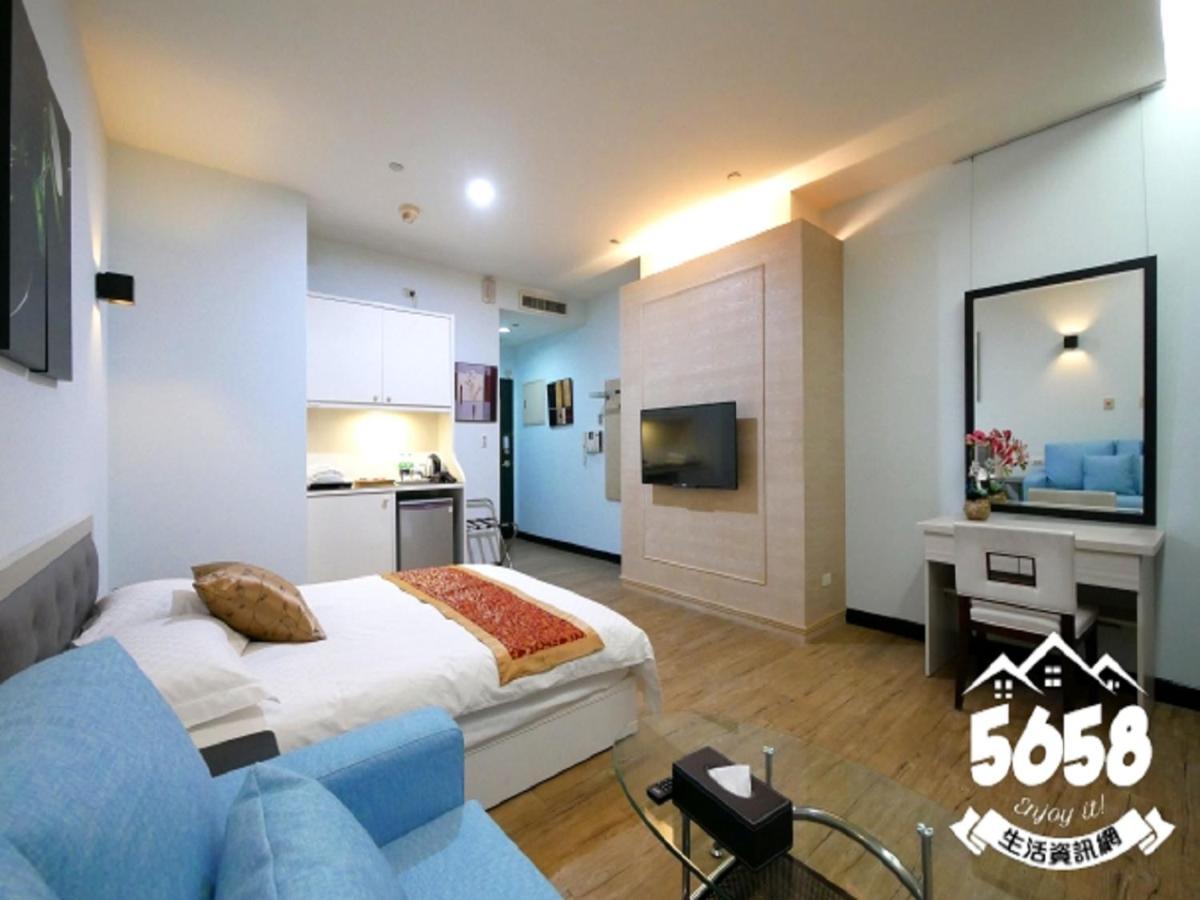 85 Season Apartment Kaohsiung Luaran gambar