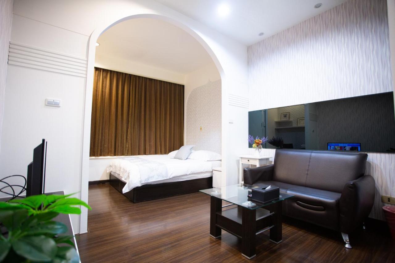 85 Season Apartment Kaohsiung Luaran gambar