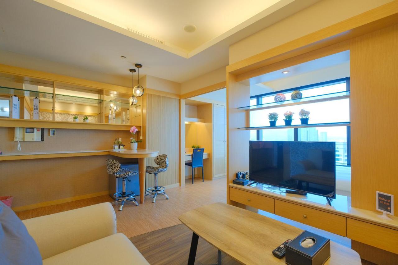 85 Season Apartment Kaohsiung Luaran gambar