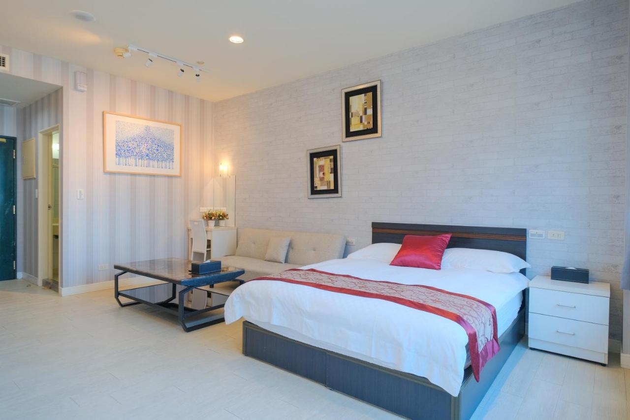85 Season Apartment Kaohsiung Luaran gambar