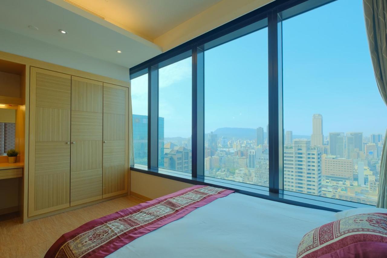 85 Season Apartment Kaohsiung Luaran gambar