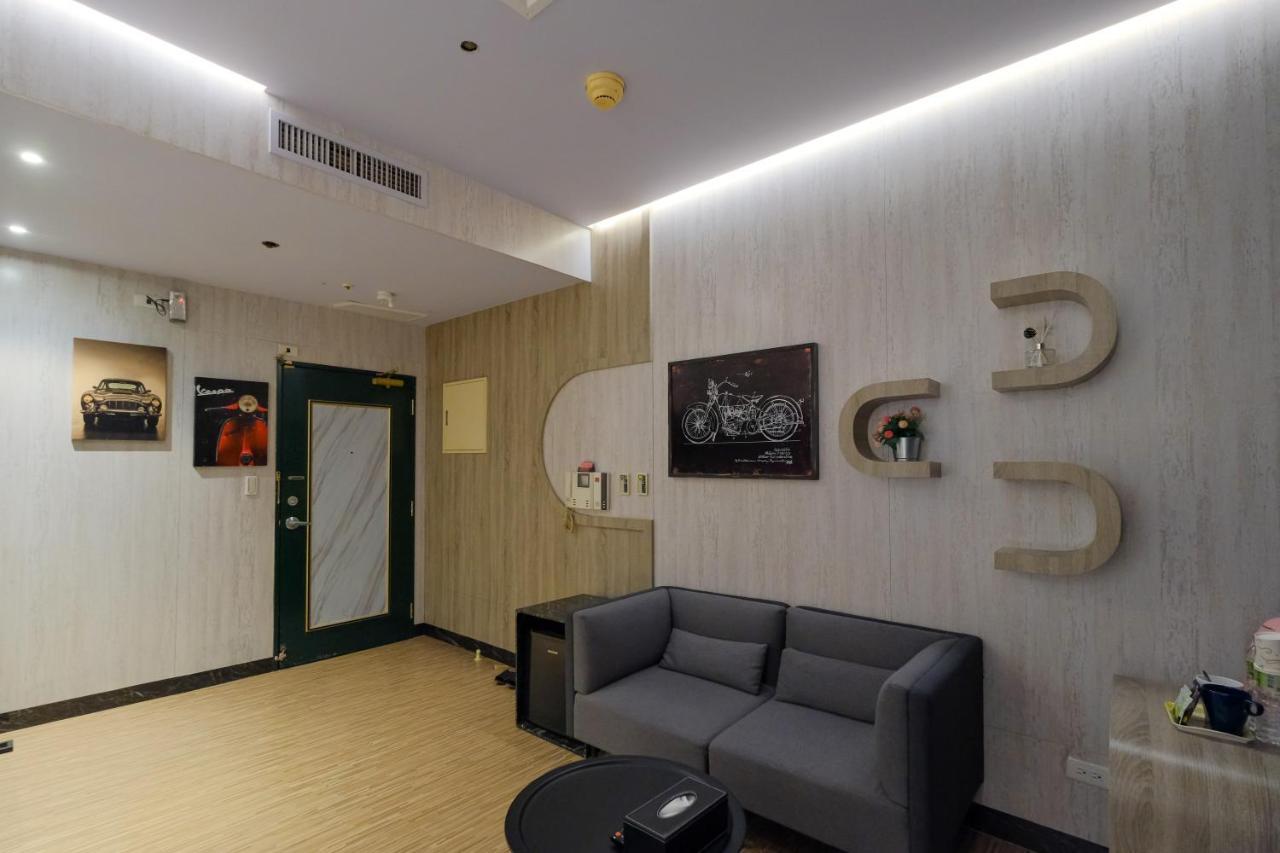 85 Season Apartment Kaohsiung Luaran gambar