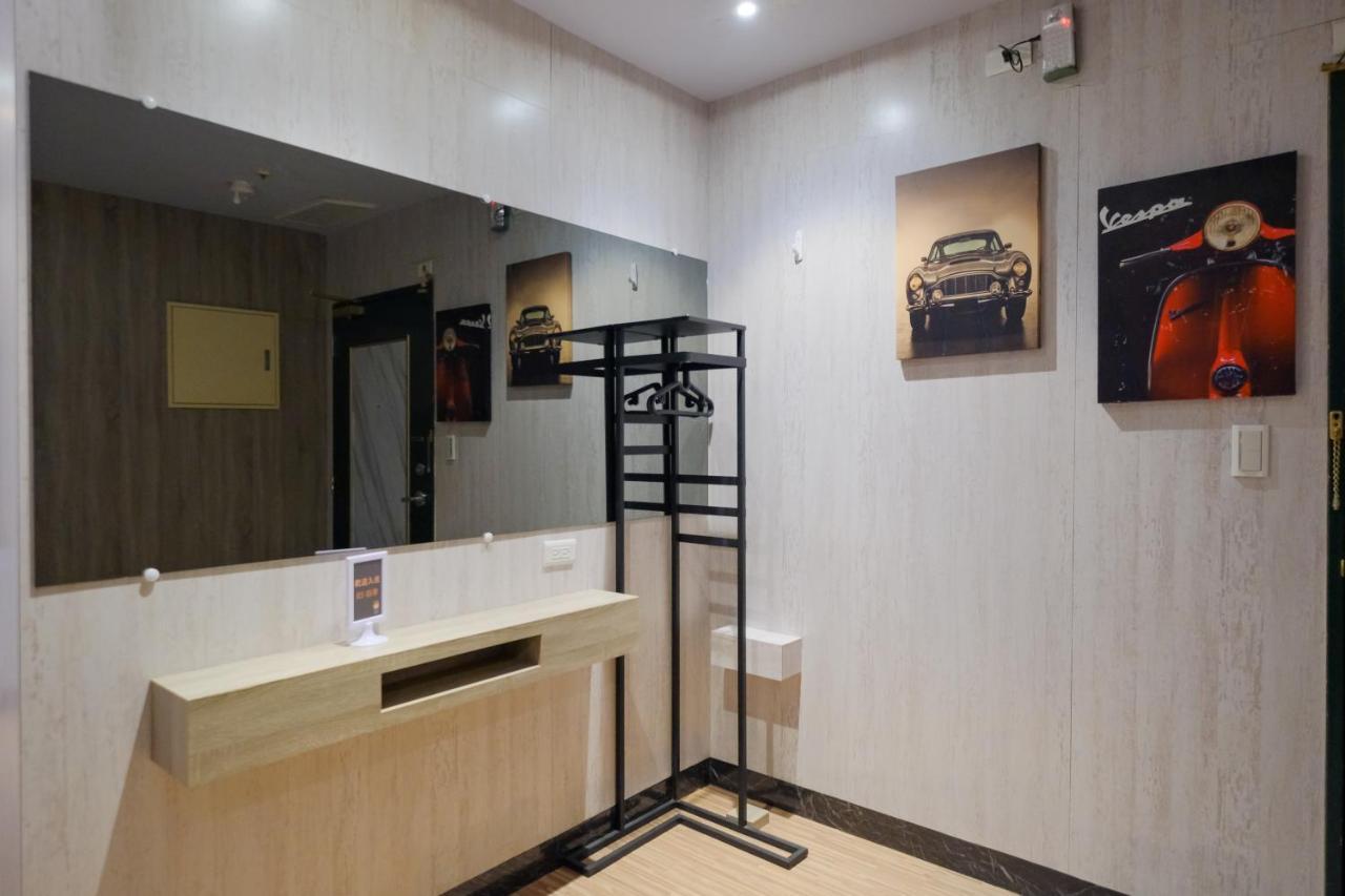 85 Season Apartment Kaohsiung Luaran gambar