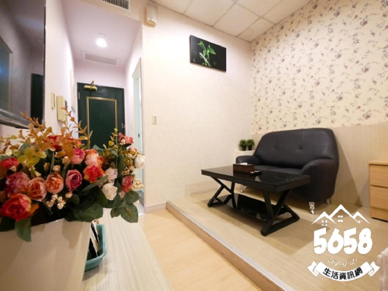 85 Season Apartment Kaohsiung Bilik gambar